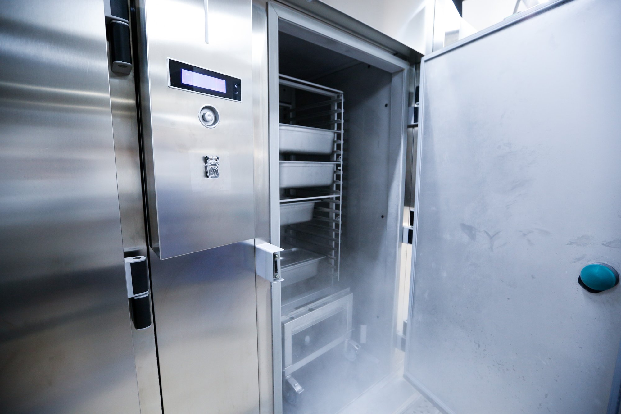 Commercial_Freezer