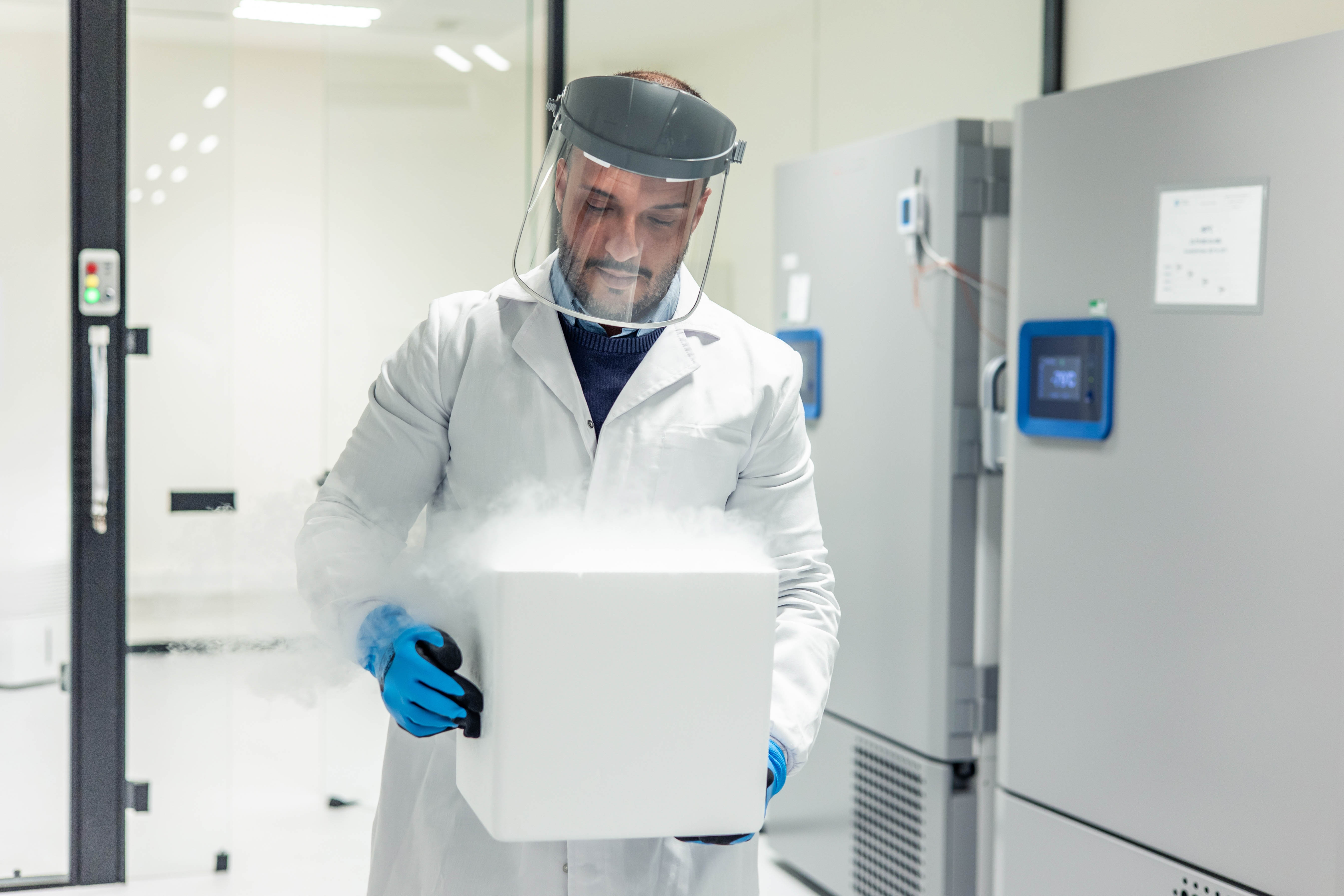 international-sperm-bank-partners-with-sonicu-to-protect-its-specimens