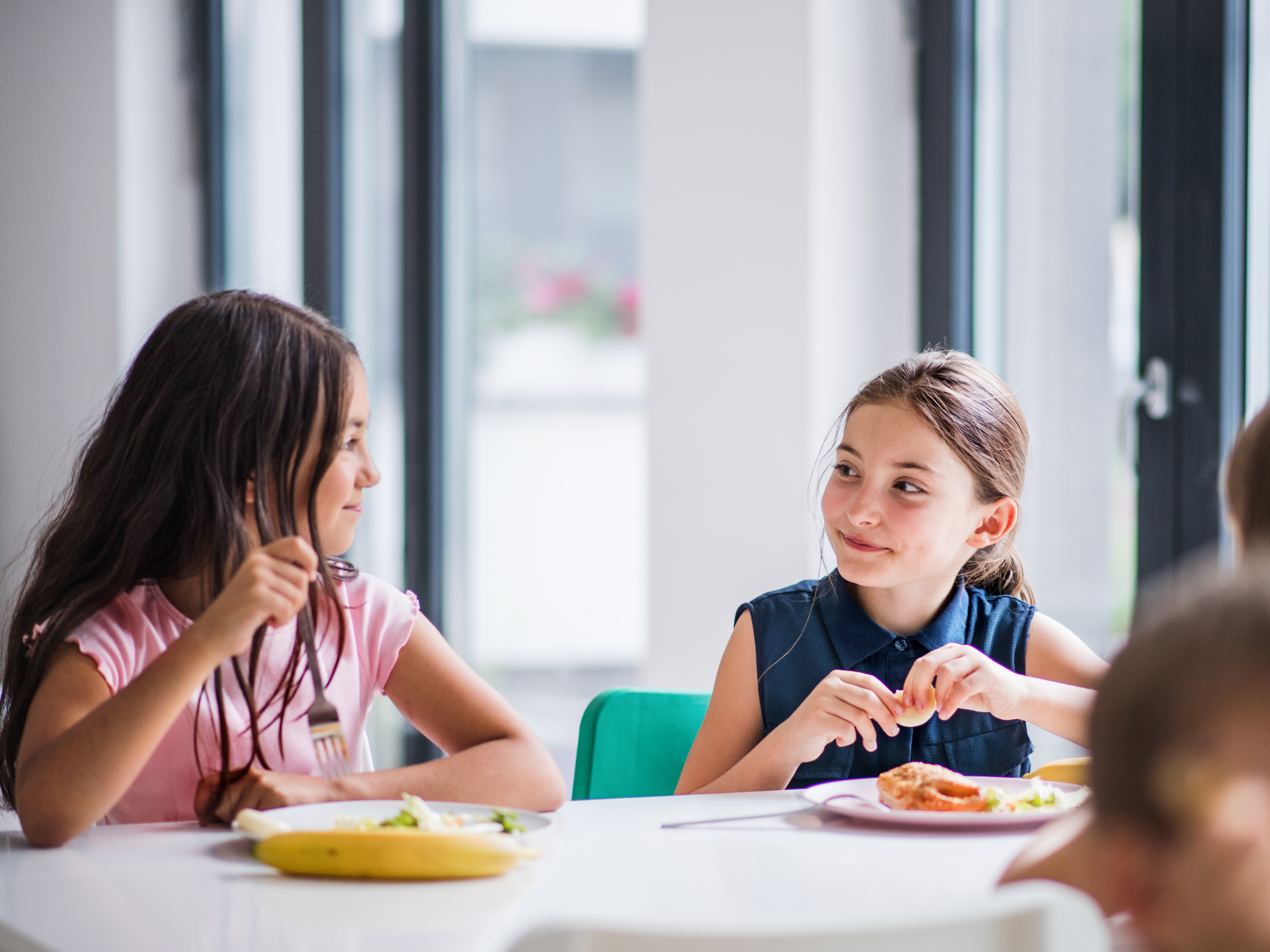 a-smarter-way-to-protect-school-kitchens:-remote-monitoring-for-k–12