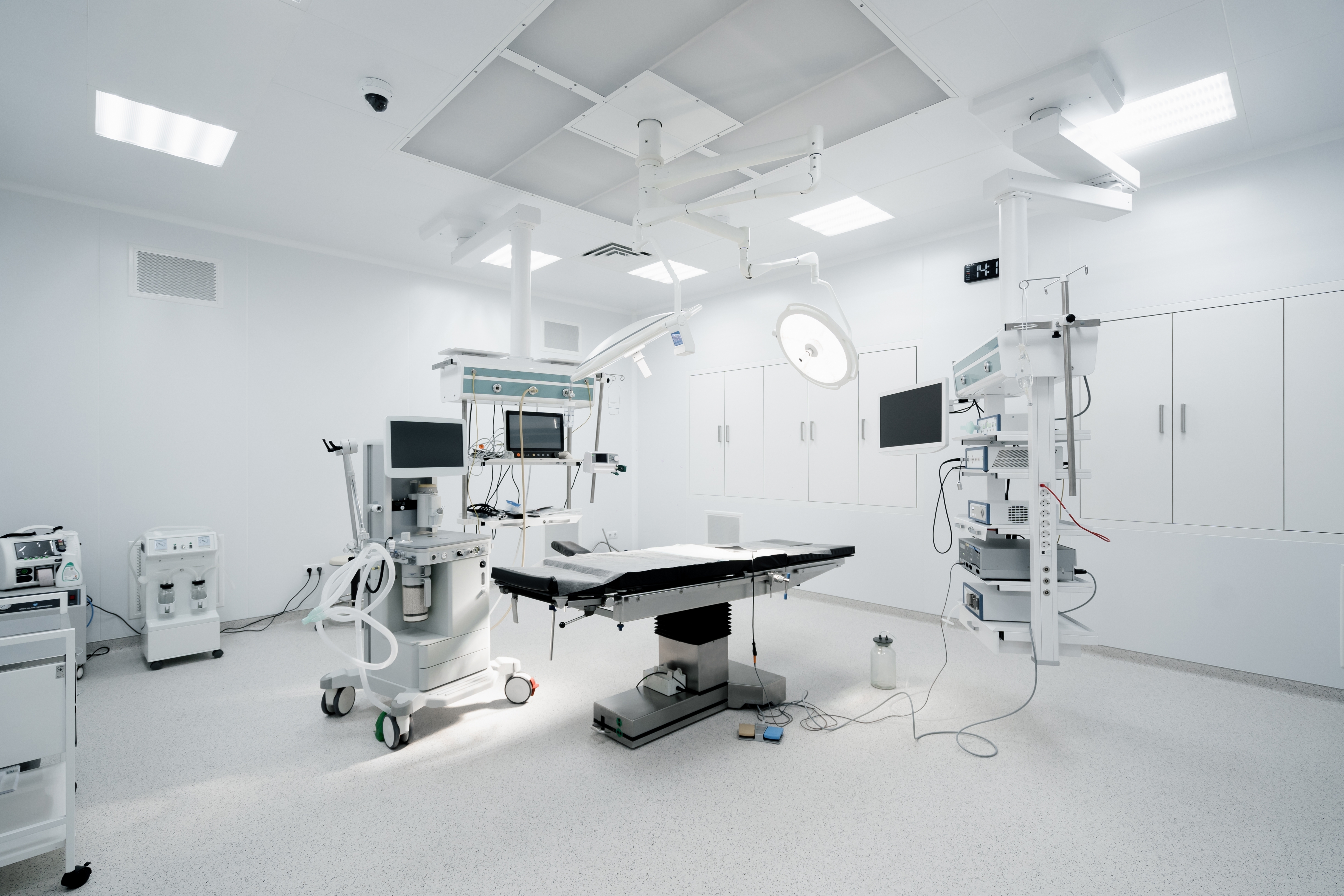 Empty_Operating_Room