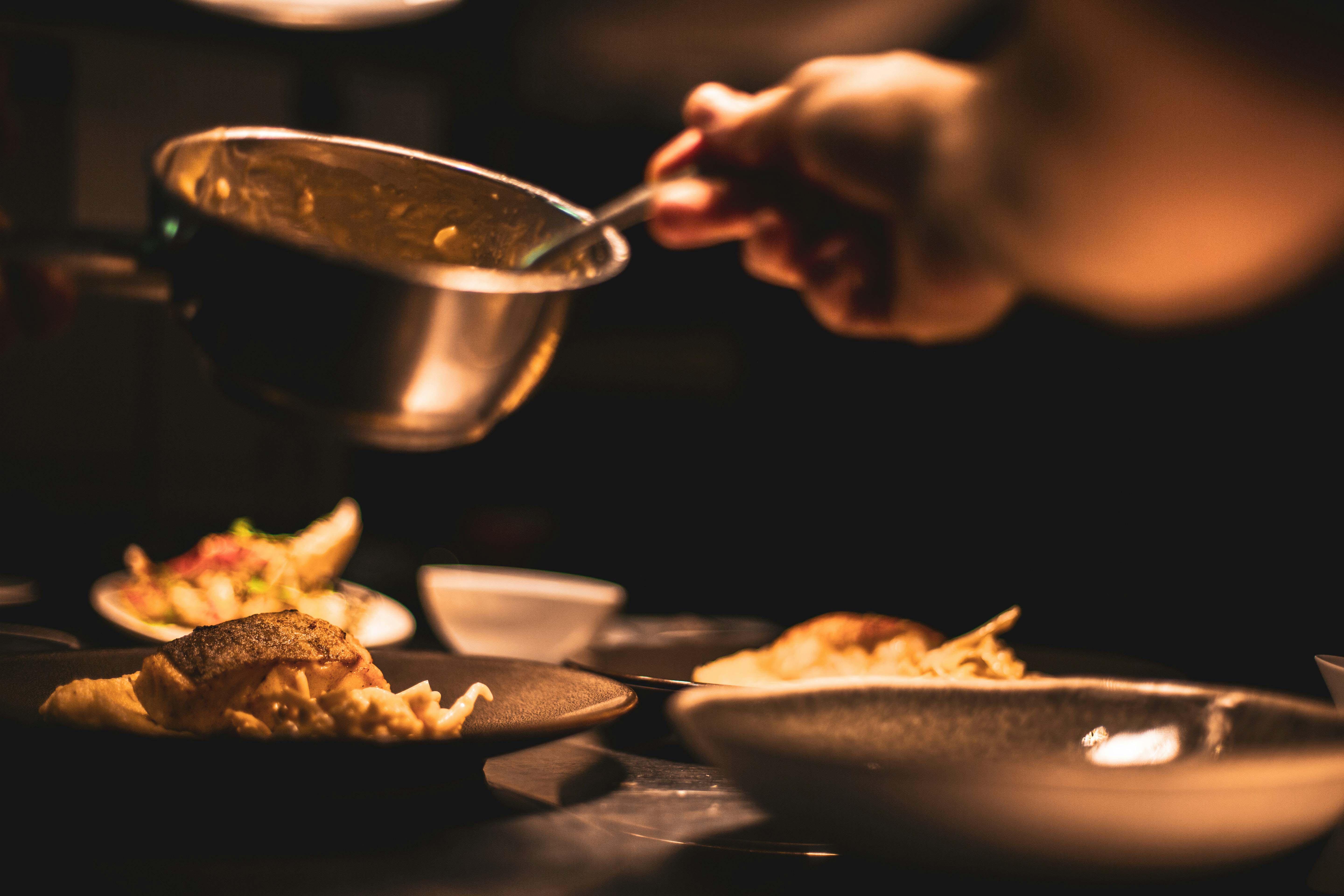how-restaurants-and-food-service-can-digitalize-to-improve-operations-and-profitability